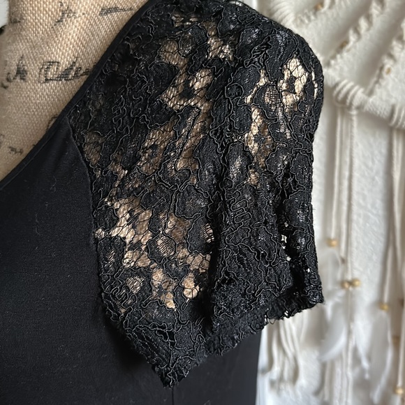 INC International Concepts | Lace Sleeve Tee | Medium - Picture 2 of 6